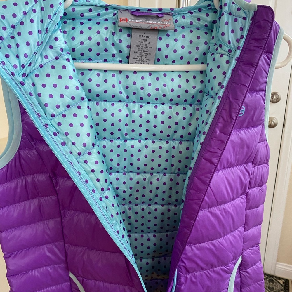 Free country purple vest with hood size L(14/16) - Picture 10 of 12
